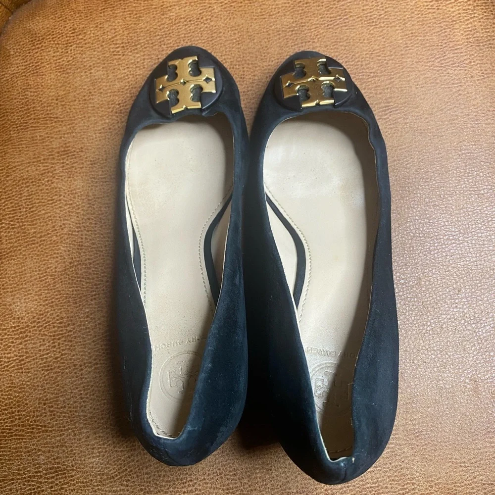 Tory Burch Black Suede Wedge Flats / Pumps - Size 9